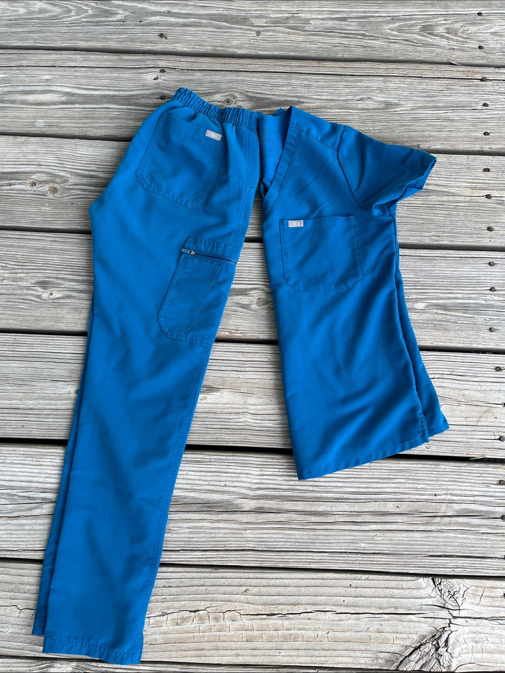 Figs Men's Royal Blue Cargo Scrub Pants
